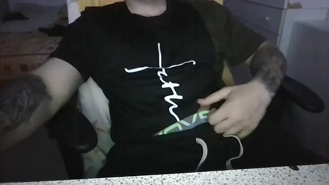 fabioscift88 online show from July 2026 07:35:02 PM