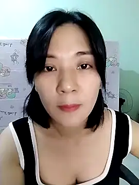 Snapshot of Lyrose_2k chatting on July 2026 02:15:01 PM Lyrose 2k online show from July 2026 02:15:01 PM