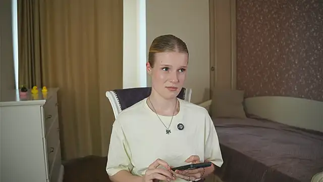 NatishaVentris online show from July 2026 12:11:02 PM
