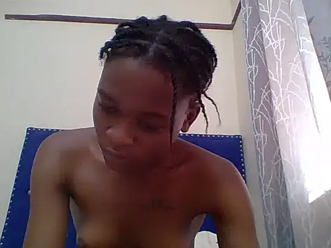 Snapshot of petitedesire-7 chatting on July 2026 06:09:02 AM petitedesire-7 online show from July 2026 06:09:02 AM