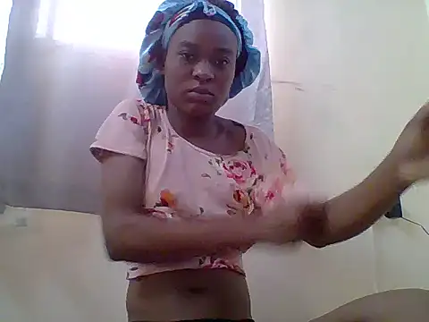 Snapshot of petitedesire-7 chatting on July 2026 05:28:01 AM petitedesire-7 online show from July 2026 05:28:01 AM