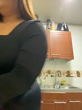AliceStarshine online show from February 2025 11:06:01 PM