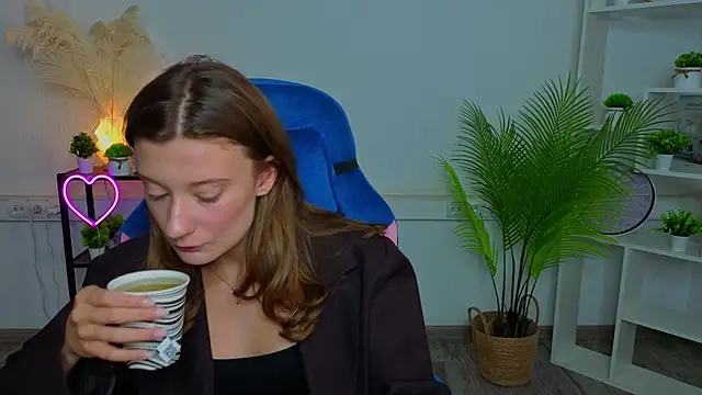 EliseWeeks online show from July 2026 10:21:02 AM