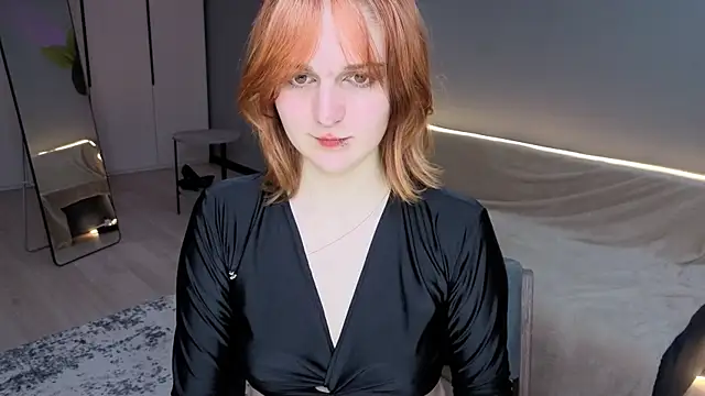 Selene Graves online show from July 2026 01:06:02 PM