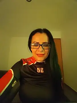 Laradelice online show from July 2026 07:04:02 AM
