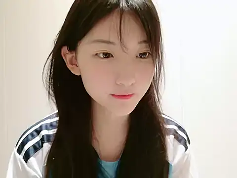 Snapshot of miumikkkki chatting on July 2026 04:34:02 PM miumikkkki online show from July 2026 04:34:02 PM