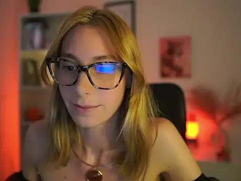 RachelMoore18 online show from July 2026 08:33:01 AM