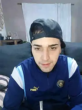Snapshot of Agusss_2000 chatting on July 2026 12:08:02 PM Agusss 2000 online show from July 2026 12:08:02 PM