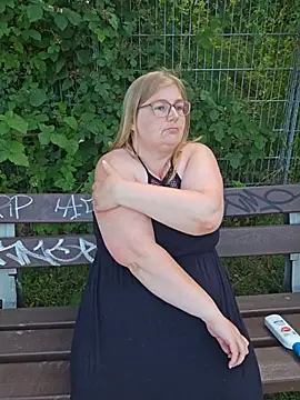 XX-LunaBliss-Xx online show from July 2026 05:26:02 PM