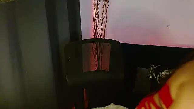 lispetite online show from December 2025 03:33:01 AM