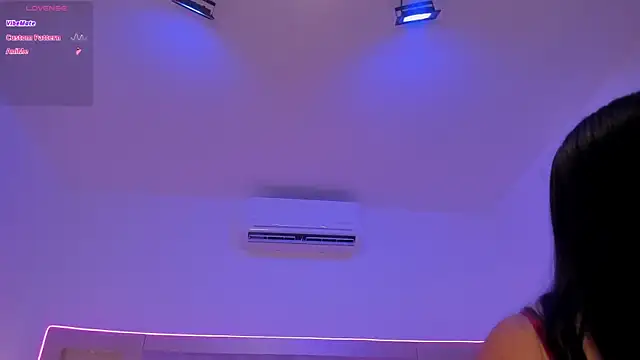 Snapshot of Laurentt__ chatting on July 2026 12:00:02 PM Laurentt online show from July 2026 12:00:02 PM