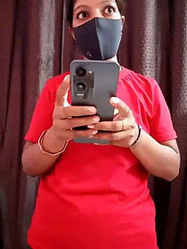 Snapshot of shakshi_ro chatting on July 2026 04:43:02 PM shakshi ro online show from July 2026 04:43:02 PM
