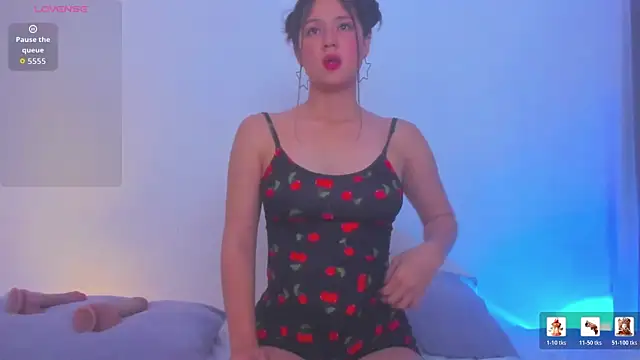 Snapshot of Sof_Glow chatting on July 2026 07:20:02 PM Sof Glow online show from July 2026 07:20:02 PM