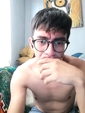 Snapshot of Apologdlll chatting on July 2026 11:19:02 PM Apologdlll online show from July 2026 11:19:02 PM