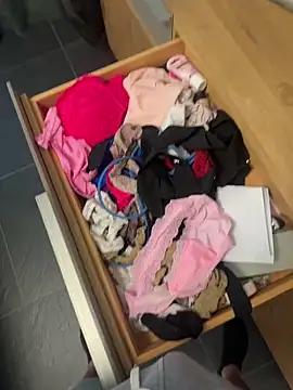 swissboy22 online show from April 2026 07:22:01 AM