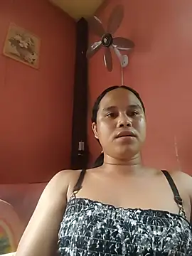 Snapshot of Nathalie_25 chatting on July 2026 08:34:02 AM Nathalie 25 online show from July 2026 08:34:02 AM