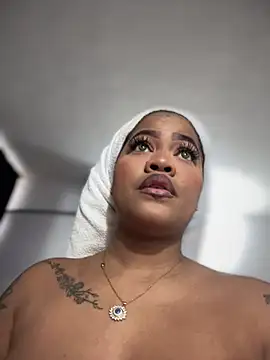 riri brunnete online show from January 2025 12:37:01 PM