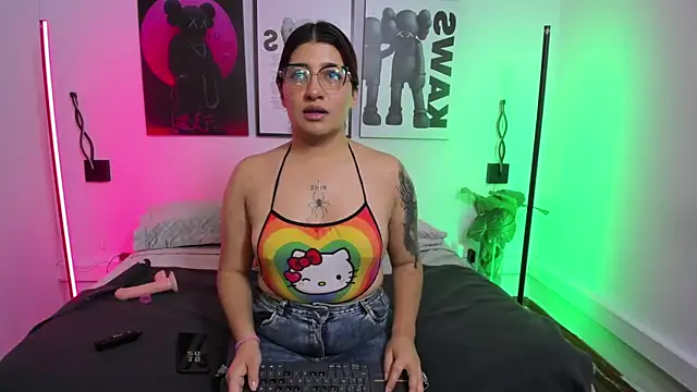 Annie Rusel online show from July 2026 08:27:01 PM