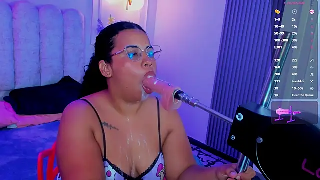 Snapshot of bigass_brunette_ chatting on July 2026 04:42:02 AM bigass brunette online show from July 2026 04:42:02 AM