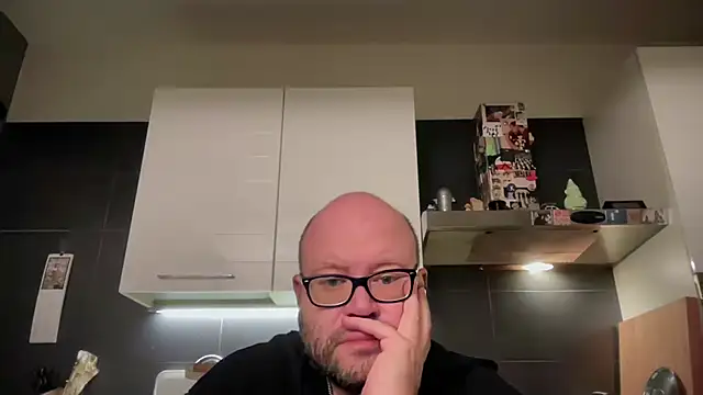 theitalianbear online show from October 2025 01:36:02 AM