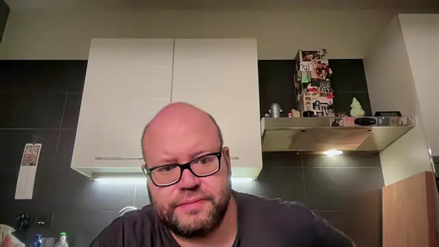 theitalianbear online show from October 2025 02:34:02 AM