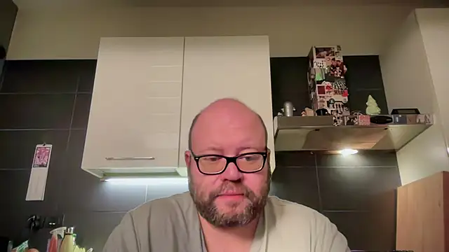 theitalianbear online show from April 2026 02:36:01 AM