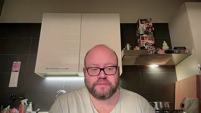 theitalianbear online show from April 2026 03:20:02 AM