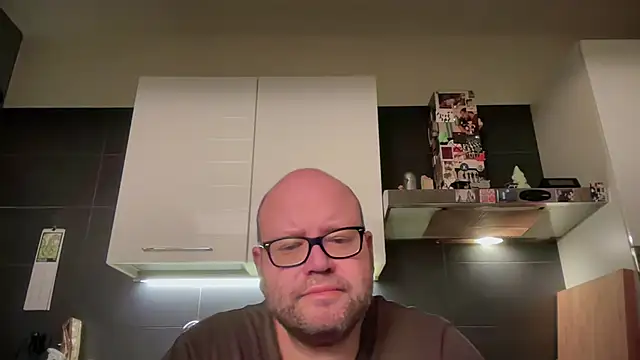 Snapshot of theitalianbear chatting on May 2026 01:57:01 AM theitalianbear online show from May 2026 01:57:01 AM