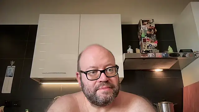 Snapshot of theitalianbear chatting on July 2026 09:24:01 AM theitalianbear online show from July 2026 09:24:01 AM