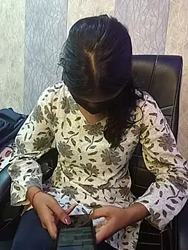 Snapshot of Shivani_hot chatting on July 2026 06:42:02 AM Shivani hot online show from July 2026 06:42:02 AM