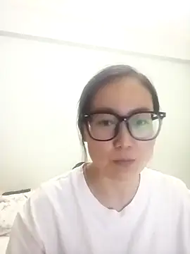 Snapshot of chenmu00 chatting on August 2026 01:32:01 PM chenmu00 online show from August 2026 01:32:01 PM