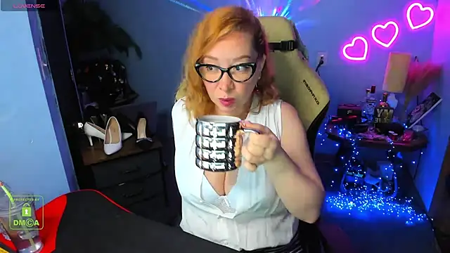 EllieFantastique online show from April 2026 03:18:02 PM