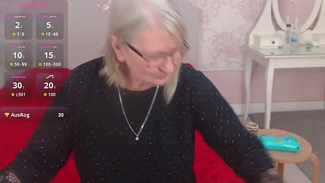 LadyAlana online show from April 2026 10:12:01 PM