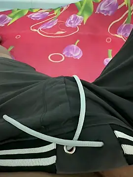 chienllll online show from July 2026 12:37:01 PM