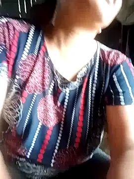 Mai-lanzz online show from August 2026 03:50:02 AM