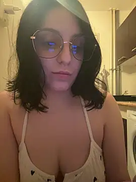 Alicexxvip online show from August 2026 09:18:02 PM