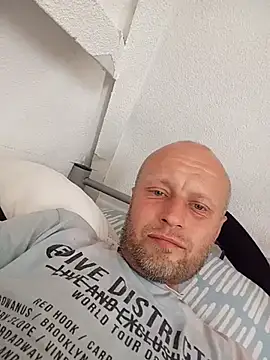 OjChcialaby online show from August 2026 10:57:02 AM