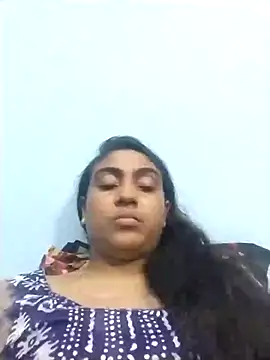 Snapshot of nila-23 chatting on August 2026 06:10:01 PM nila-23 online show from August 2026 06:10:01 PM