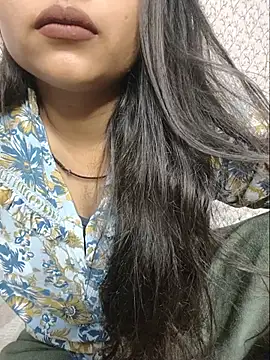 Snapshot of Miss_Mahi__ chatting on August 2026 07:10:01 AM Miss Mahi online show from August 2026 07:10:01 AM