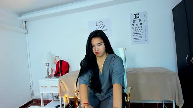 Snapshot of Britt_James chatting on August 2026 08:44:02 PM Britt James online show from August 2026 08:44:02 PM