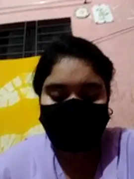 Snapshot of nadia_ahmed chatting on August 2026 08:33:01 PM nadia ahmed online show from August 2026 08:33:01 PM