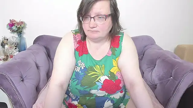 Snapshot of vitabox chatting on April 2026 09:56:02 AM vitabox online show from April 2026 09:56:02 AM