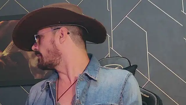 ChrisKox online show from January 2025 11:13:02 AM