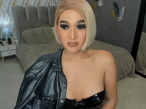 LegendaryNicole online show from October 2025 08:20:01 AM