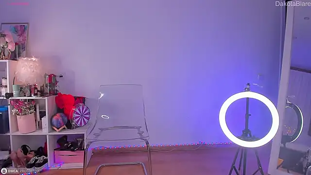 Snapshot of Dakota_Blare chatting on March 2025 04:38:01 AM Dakota Blare online show from March 2025 04:38:01 AM