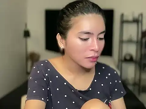 your bianca69 online show from December 2025 11:02:01 PM