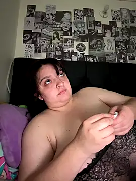 aliceayres797 online show from October 2025 08:31:01 PM