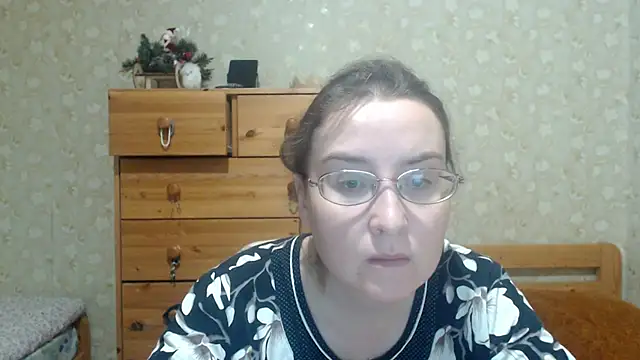 Smart Rose online show from February 2026 11:21:02 PM