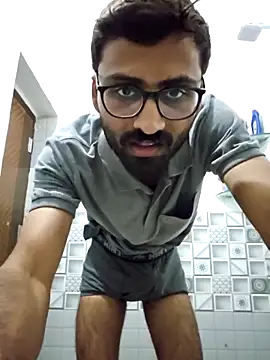 krishna8035 online show from November 2025 10:48:01 AM