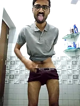 krishna8035 online show from December 2025 01:38:01 PM